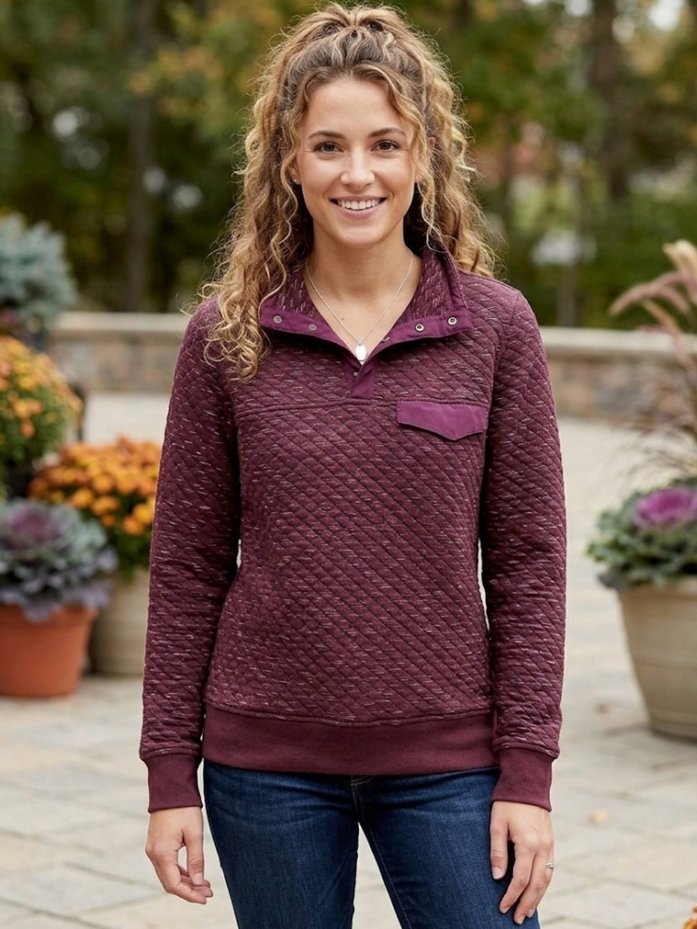 entro Quilted Pullover Sweatshirt in Plum